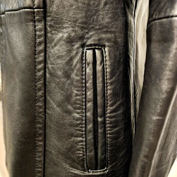 PETITE SOPHISTICATE WOMEN'S GENUINE LAMB LEATHER WING COLLAR ZIP JACKET - Picture 7 of 16